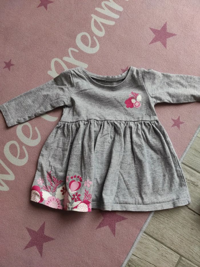 Robe et gilet moumoute 3 mois - photo numéro 4