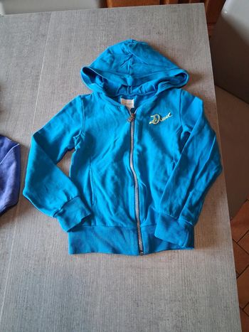Gilet zippé a capuche 6ans diesel
