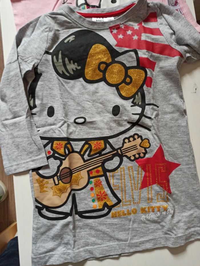 Lot 2 T-shirts Hello Kitty - photo numéro 4