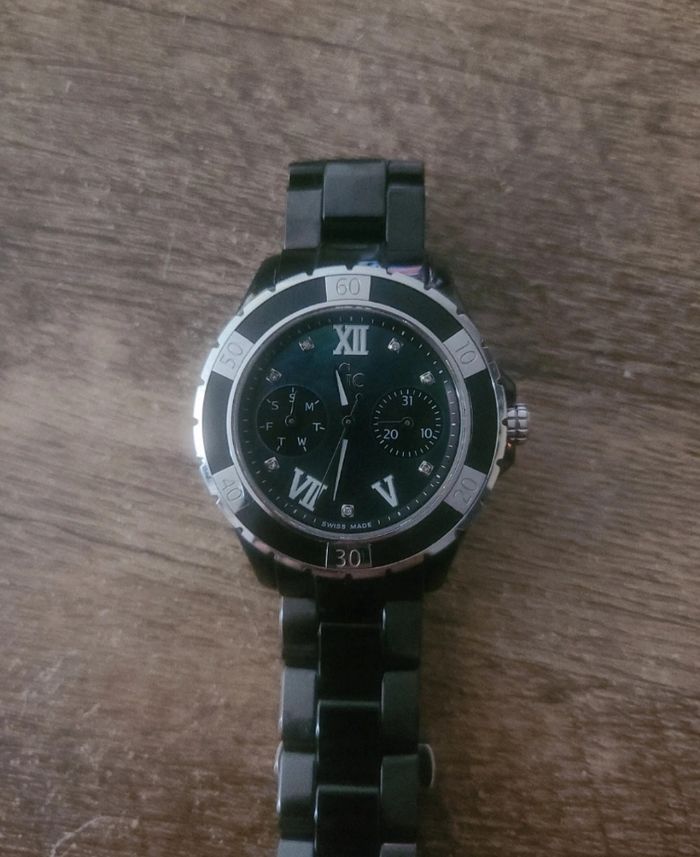 Montre guess - photo numéro 5