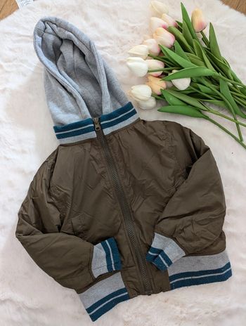 Jacket taille 4/5 ans 110cm