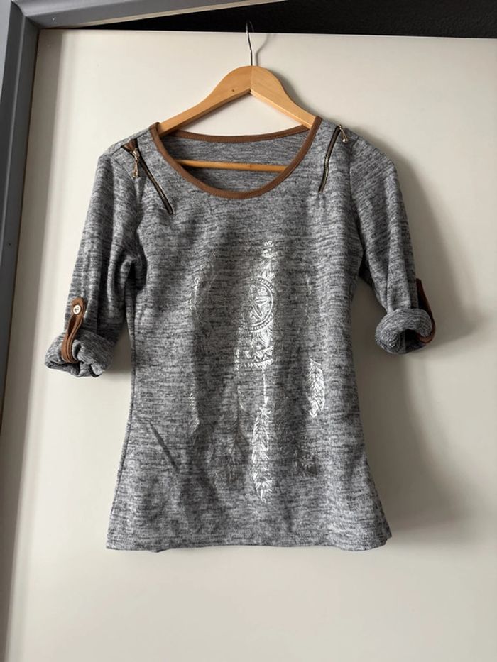 Pull gris attrape rêve - photo numéro 2
