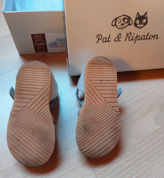 Sandale printemps/été fille taille 21 - photo numéro 4