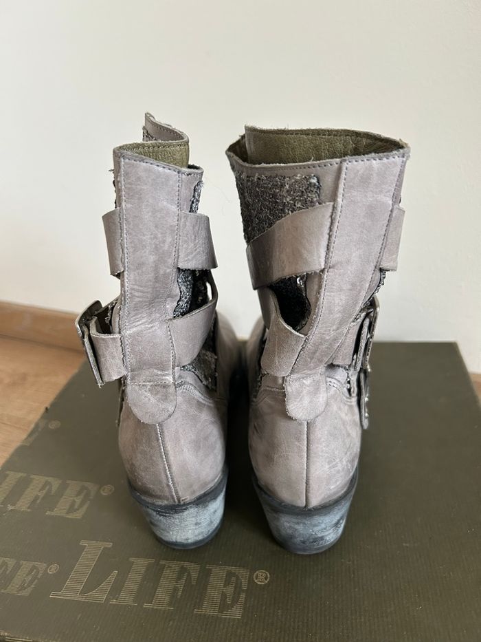 Bottines grises et argentées neuves Life pointure 38 (valeur 159€) - photo numéro 4
