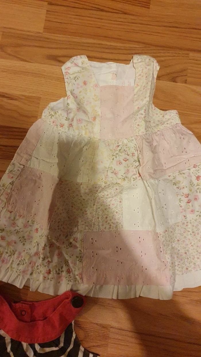 lot 3 robes 18 mois - photo numéro 3