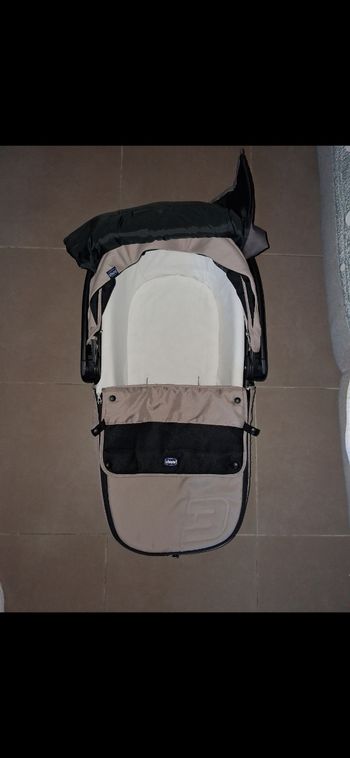 Couffin nourrisson NEUF  jamais utilisé