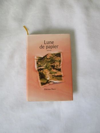 Lune de papier Cristina Pisco TBE