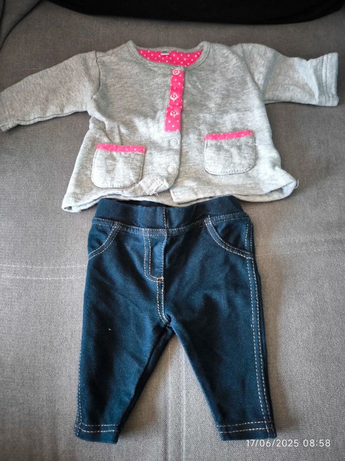 gilet + pantalon 1 mois