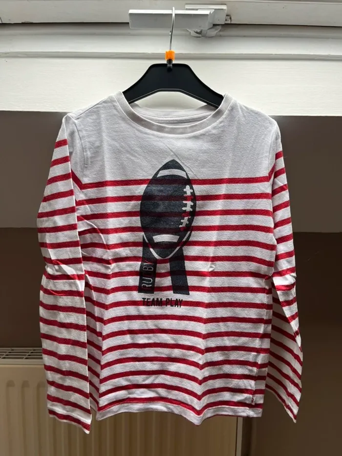 T-shirt manches longues Garçon 8 ans
