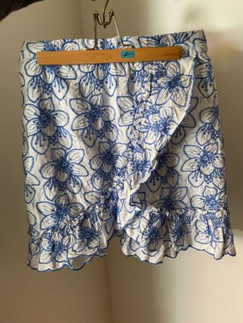 Jupe 38 Naf Naf Blanc et bleu fleurs