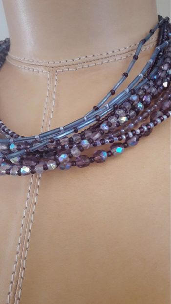 📿 Magnifique collier multi rang de perles mauves en très bon état Handmade