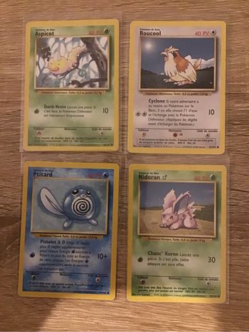 Lot 4 cartes Pokémon anciennes set de base wizards vintage roucool aspicot ptitard