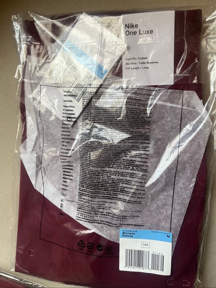 Legging marque Nike pour femme.Neuf avec étiquette - photo numéro 3