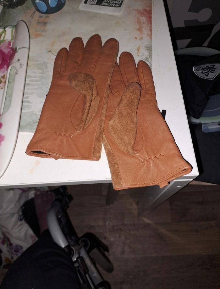 Gants camel/marrons en simili cuir et Daim. - photo numéro 2