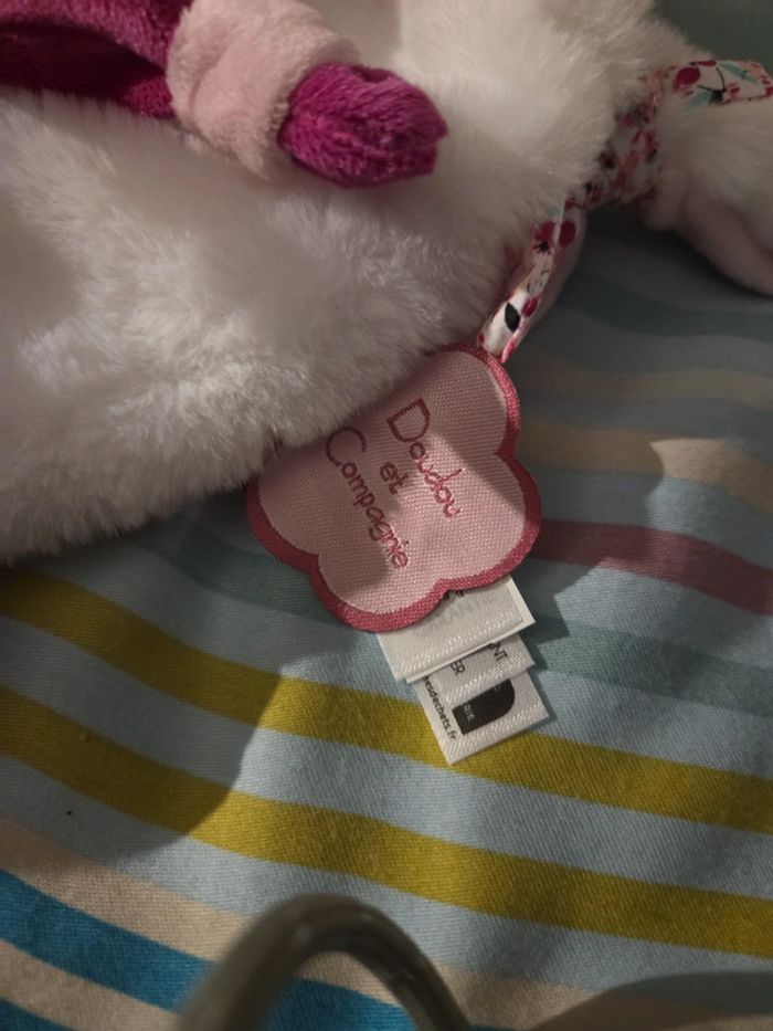 Doudou et compagnie lapin cerise - photo numéro 5