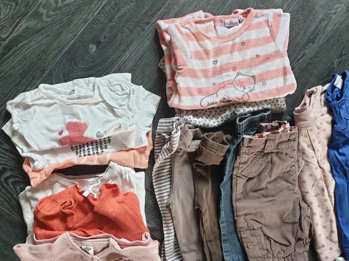Lot de 31 vêtements été fille 6 mois - photo numéro 7