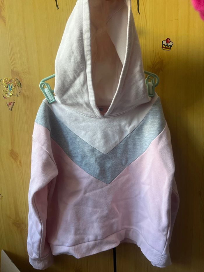 Sweat-shirt à capuche - photo numéro 2