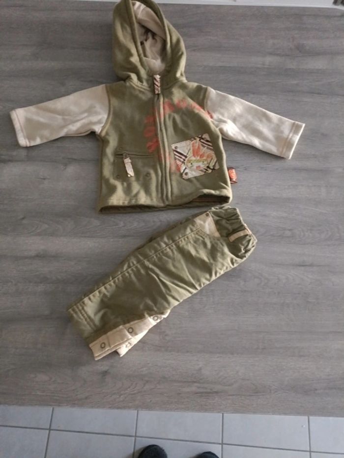 Ensemble vert veste à capuche et pantalon vert  Geroni Môme 6 mois