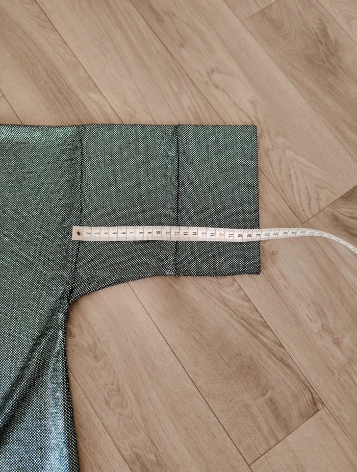 Top vert à paillettes - photo numéro 9