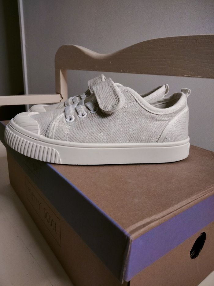 Baskets fille