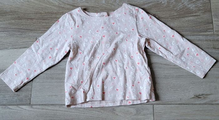 Lot de 2 t-shirts manches longues  à cœurs taille 36 mois - photo numéro 6