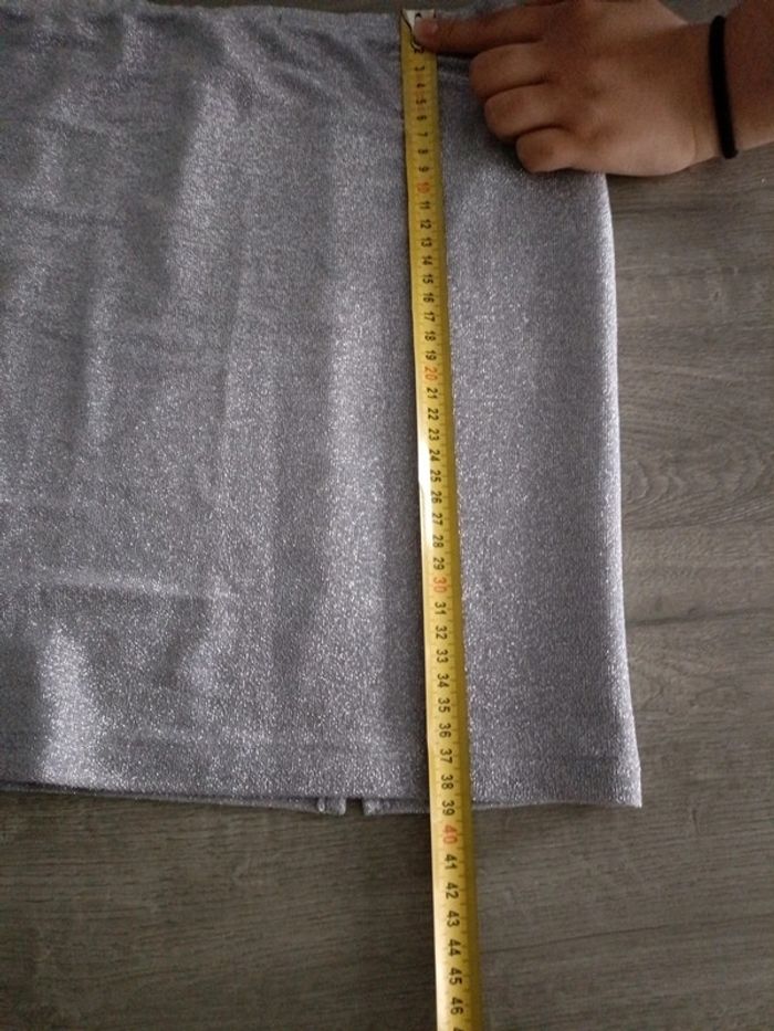 Mini-jupe lilas scintillante // deux petites fentes Jennyfer - Taille S - photo numéro 5