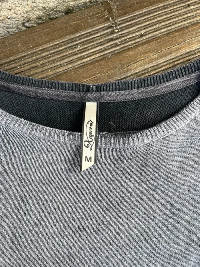 Pull gris avec fleur Kaporal - photo numéro 2