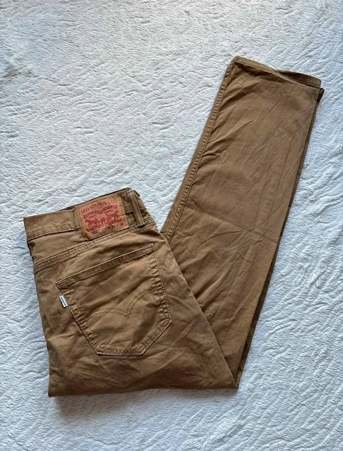 Jean pantalon Levi’s 502 beige camel homme L/44 W34 L30 Slim Tapered
