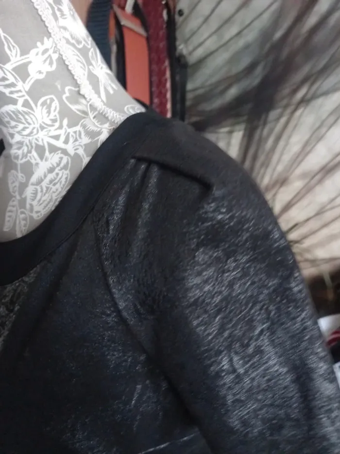 Robe noir daim, cuir - photo numéro 3