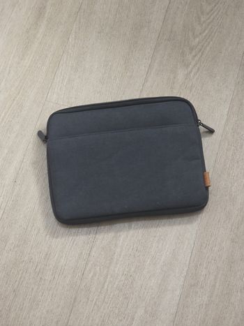 Housse tablette 10’’ Inateck – Noir