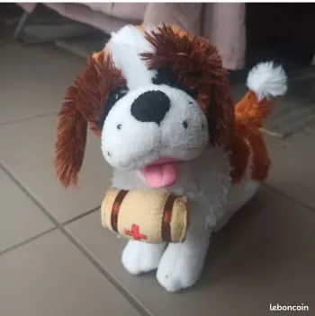 Peluche chien des Pyrénées