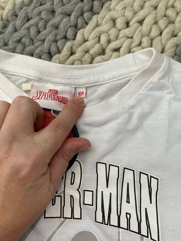 Tee shirt spidermann 10 ans - photo numéro 3
