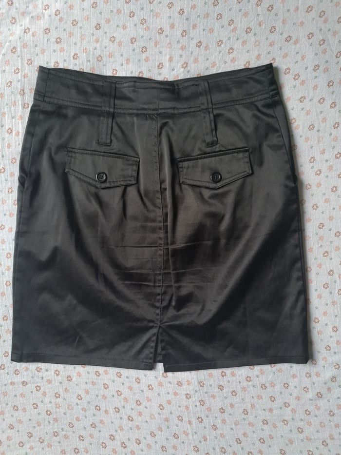 Mini-jupe noire satinée Lulumary - Taille M/L - Très bon état - photo numéro 5