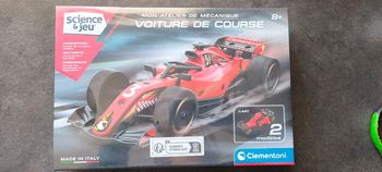 Voiture de course clementoni