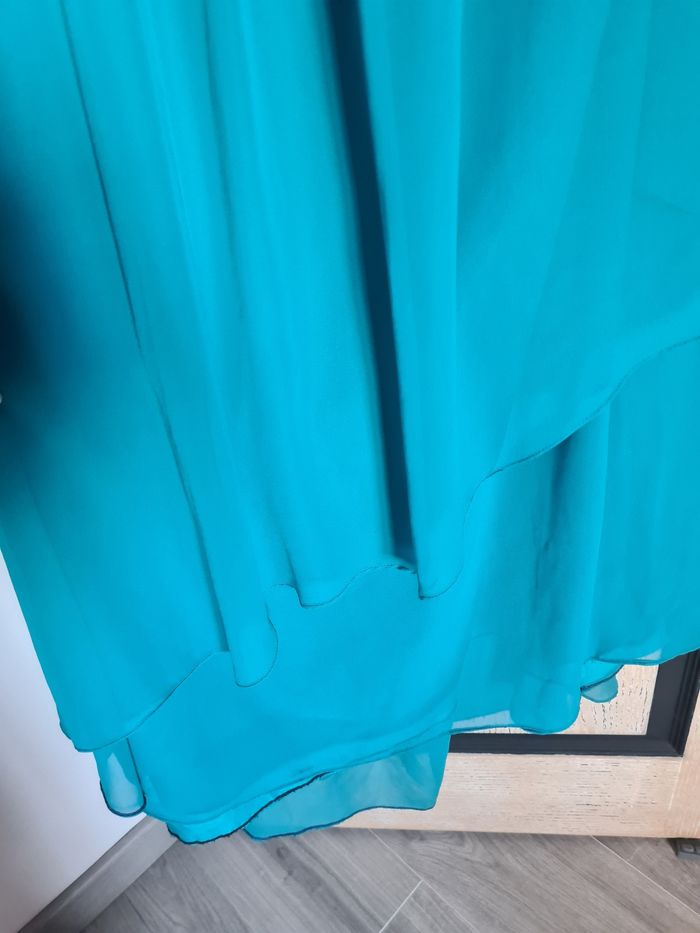 Robe de cérémonie - photo numéro 3