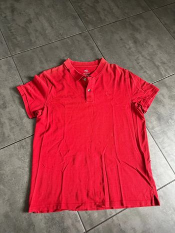 Polo rouge