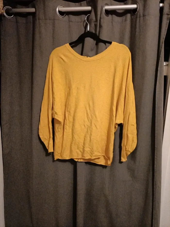 Pull loose moutarde