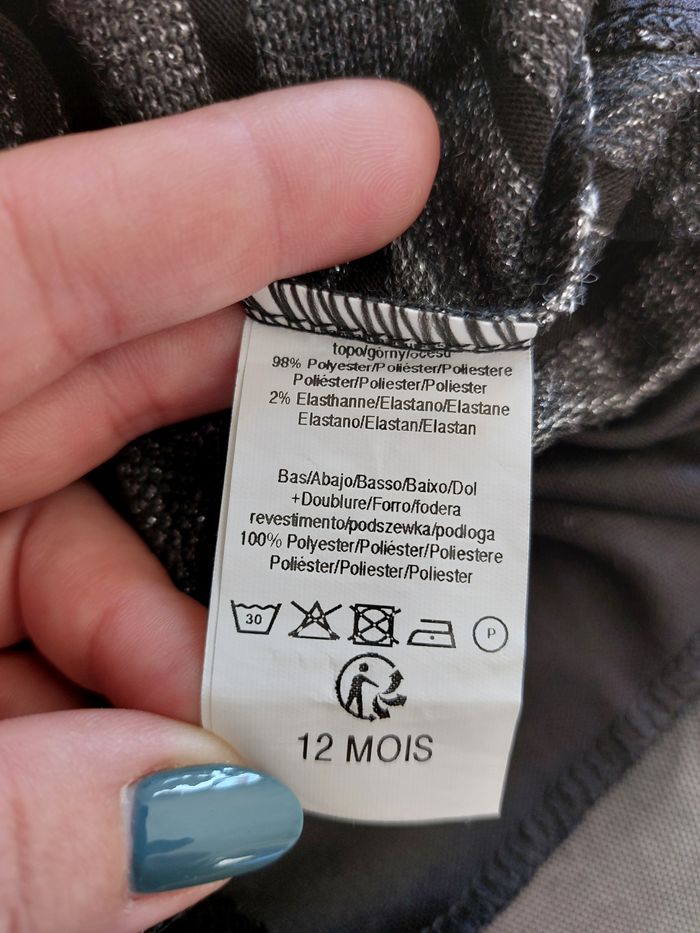 Robe manche longue fille, idéal pour les fêtes - photo numéro 4