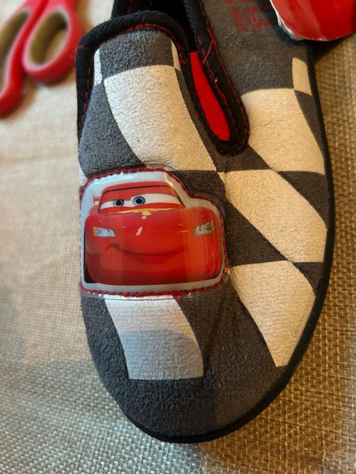 Paire de chaussons Cars pointure 30 - photo numéro 5