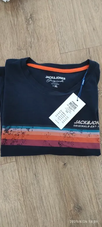 Tee-shirt