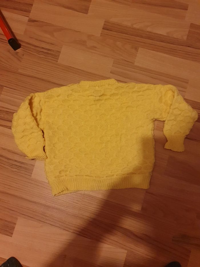 pull fait main 4 ans jaune - photo numéro 3