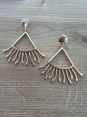 Boucles d’oreilles dorées