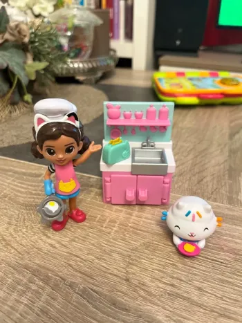 Lot gabby dollhouse