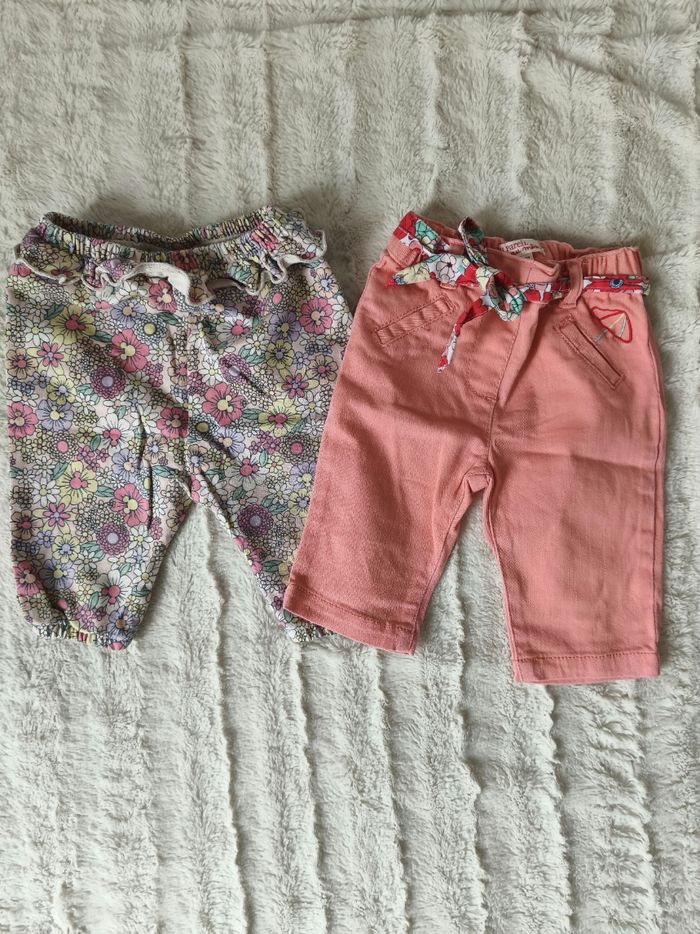 Lot 2 blouses, 1 ensemble, 2 pantalons  3 mois - photo numéro 6