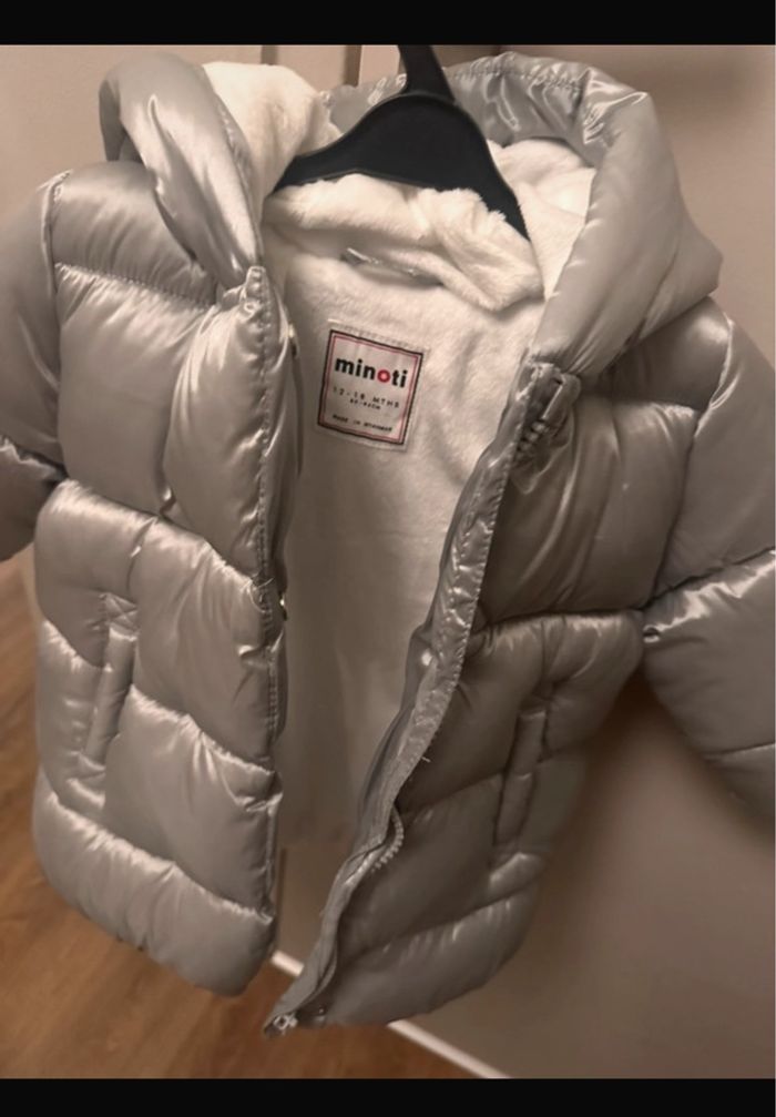 Doudoune chaude argentée hiver neuve - photo numéro 2
