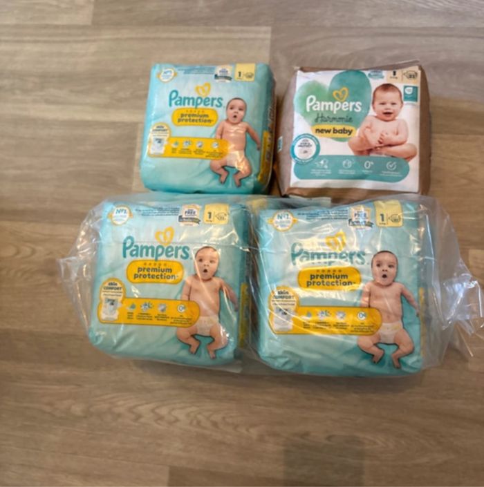 Lot de 6 paquets de couches Pampers