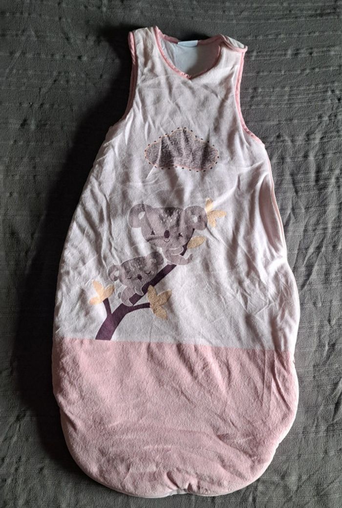 Gigoteuse bébé fille