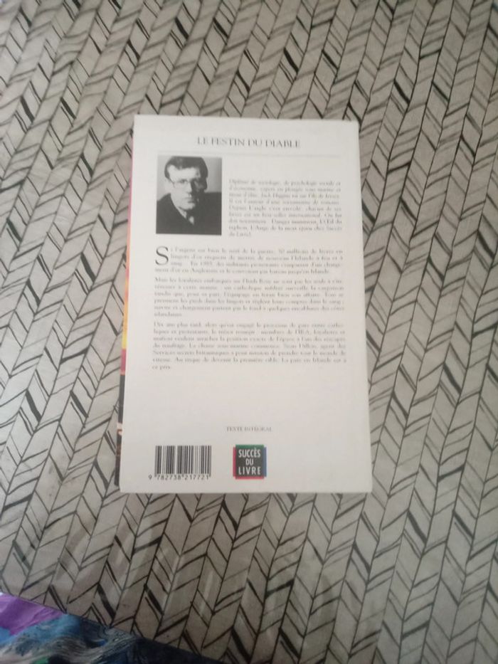 Roman : " Le festin du diable " . - photo numéro 2