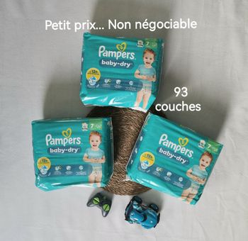 Pampers baby dry, 93 couches, taille 7, 15kg et plus,