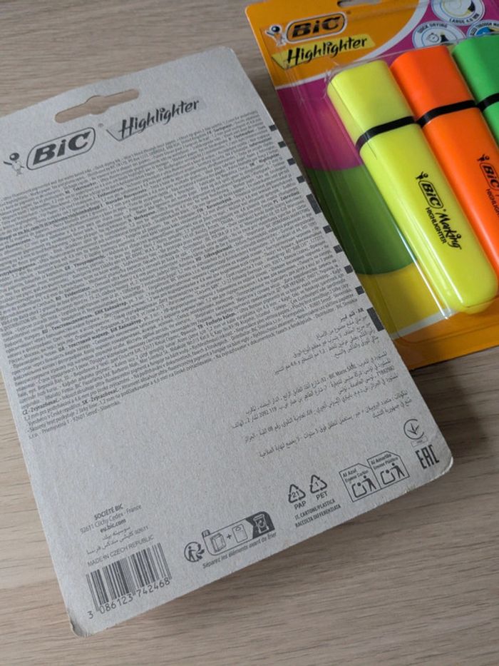 2 paquets de 3 surligneurs Bic - photo numéro 3